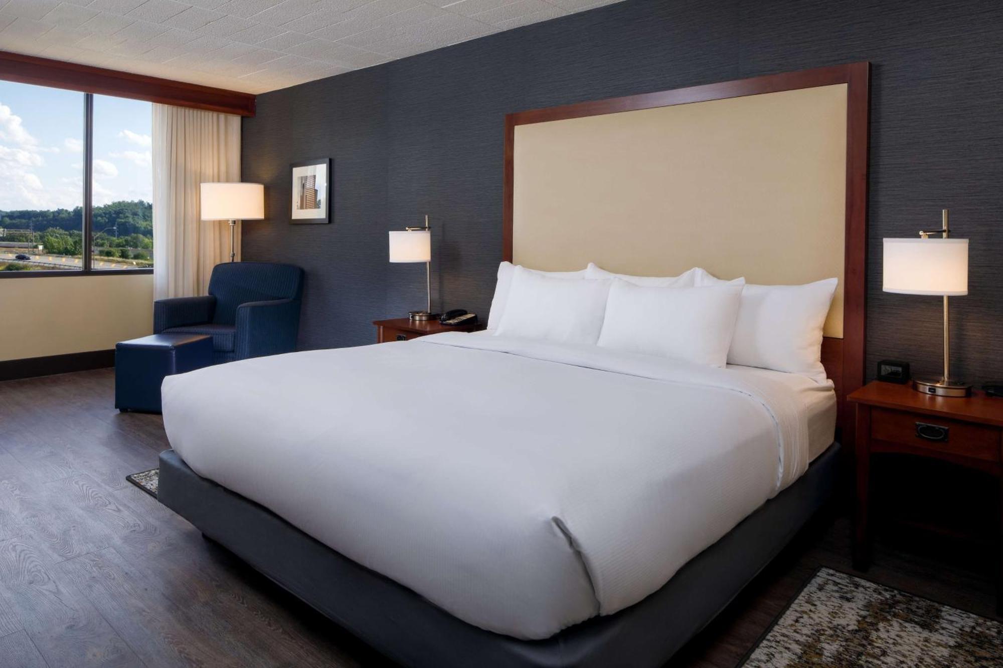 Doubletree By Hilton Pittsburgh - Cranberry 4*